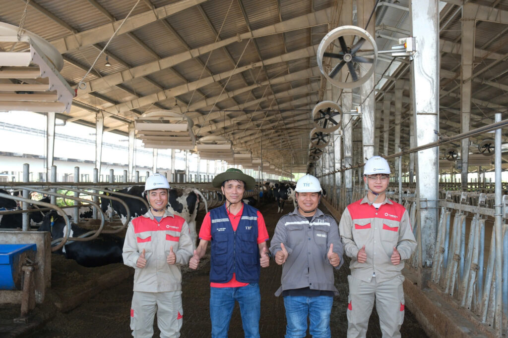 z7586272242421_adaef176e1104ba91bfd39c6d90e1f42